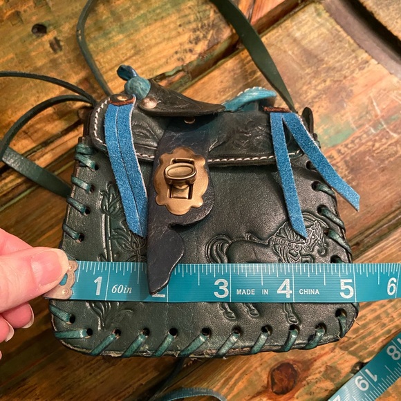 Vintage Made In Mexico Turquoise Leather Mini Saddle Stamped Crossbody Bag - Picture 9 of 12